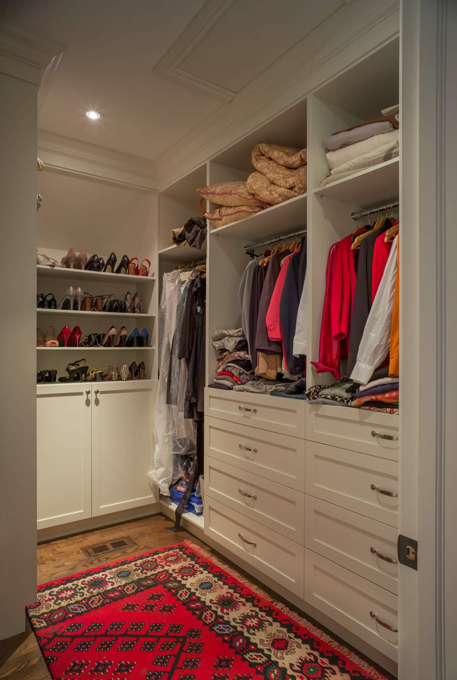 How To Spot Weak Structural Points In Your Wardrobe System Before A Closet Repair Emergency