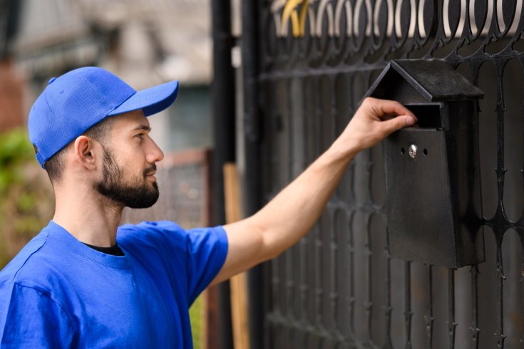 Metal, Brick, or Wood: Which Mailbox Post Lasts the Longest?